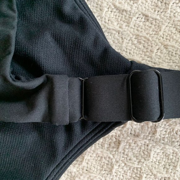 Black Nike Sports Bra - Picture 8 of 9